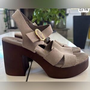 BioNatura Suede Leather Platform Heeled Sandals in Taupe Size 9/40